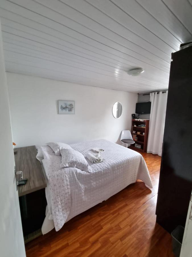 Casa Klos - Quartos Amplos Curitiba Room photo